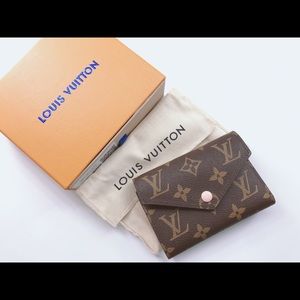 LV Victorine Wallet with Rose Ballerine Interior